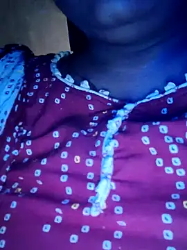 Snapshot of Tamilreethu chatting on 10.07.25 Tamilreethu online show from 10.07.25