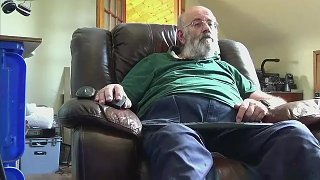 janzer13 online show from 09.26.25