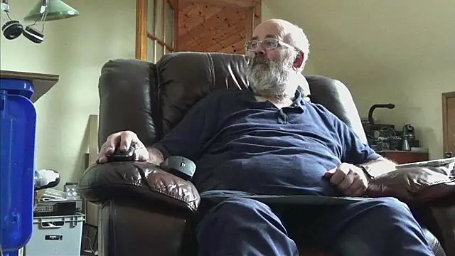 janzer13 online show from 09.30.25