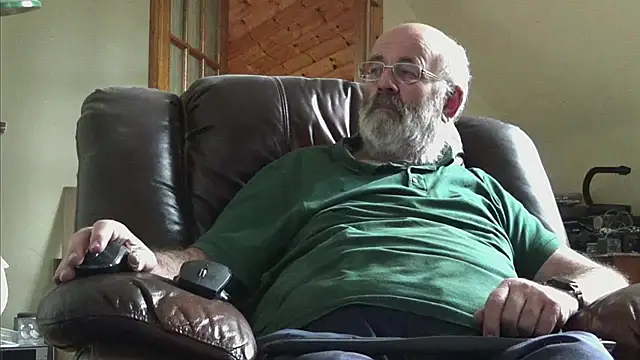 janzer13 online show from 10.26.25