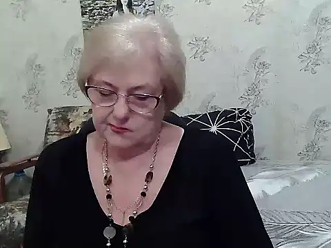 Snapshot of Renata62011 chatting on 05.11.26 Renata62011 online show from 05.11.26