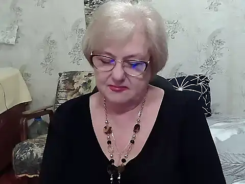 Snapshot of Renata62011 chatting on 05.11.26 Renata62011 online show from 05.11.26