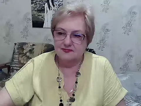 Snapshot of Renata62011 chatting on 05.22.26 Renata62011 online show from 05.22.26