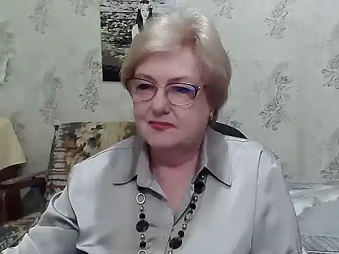 Snapshot of Renata62011 chatting on 05.27.26 Renata62011 online show from 05.27.26