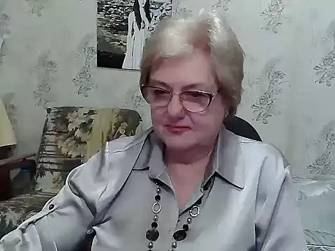 Snapshot of Renata62011 chatting on 05.27.26 Renata62011 online show from 05.27.26