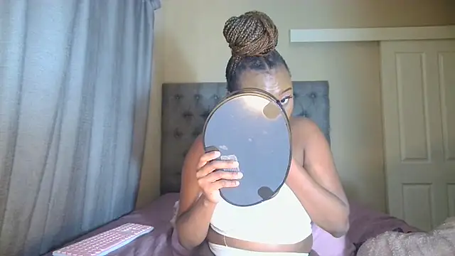 nanababe1 online show from 03.13.25