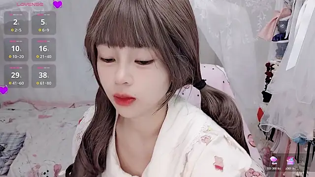 Snapshot of 9aunatiis chatting on 02.20.26 9aunatiis online show from 02.20.26