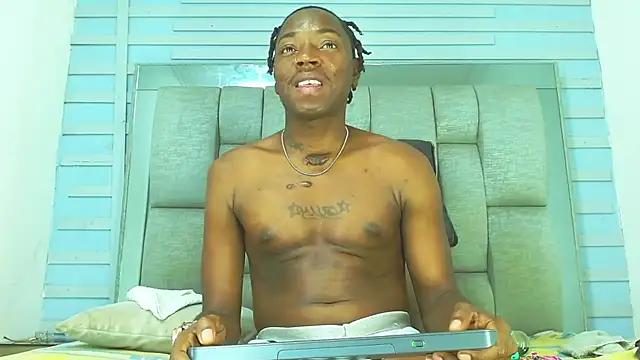 Snapshot of Black_Fire10 chatting on 10.16.25 Black Fire10 online show from 10.16.25