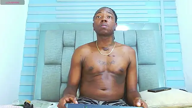 Snapshot of Black_Fire10 chatting on 10.31.25 Black Fire10 online show from 10.31.25