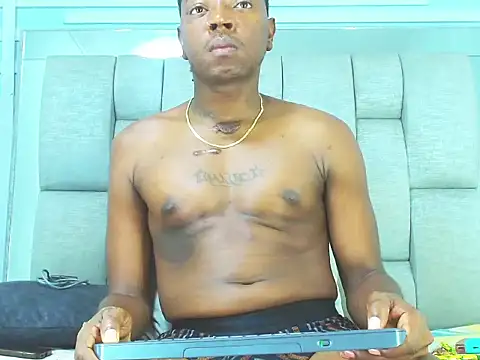 Snapshot of Black_Fire10 chatting on 11.08.25 Black Fire10 online show from 11.08.25