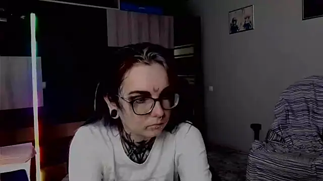 HighelikeGirl online show from 09.27.25