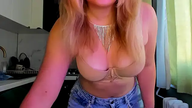 SunshineEmma online show from 10.02.25