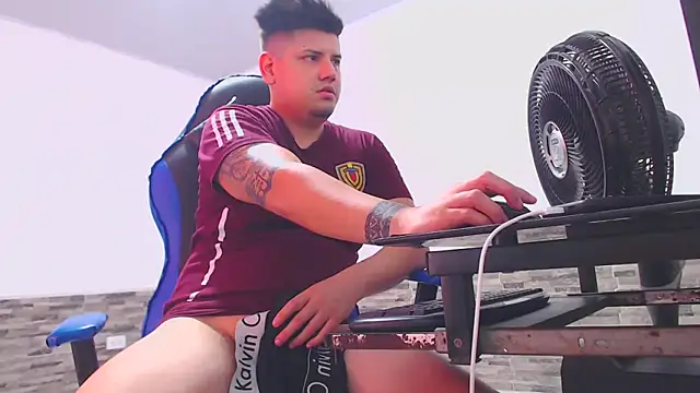 mister cum1999 online show from 02.04.26