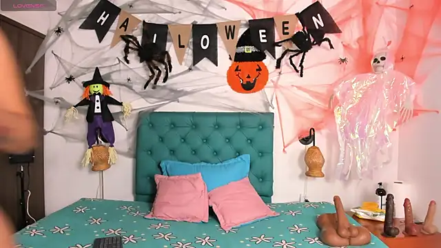 juliana 13 online show from 10.19.25