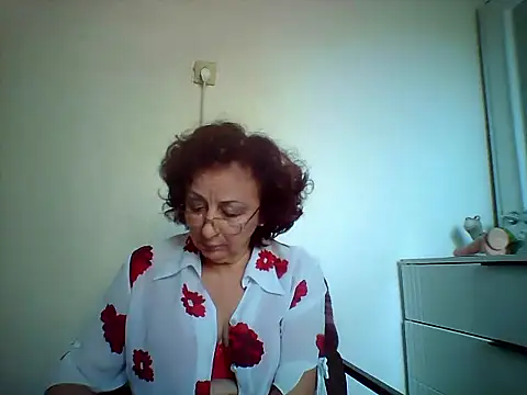 Julia54391 online show from 09.11.25