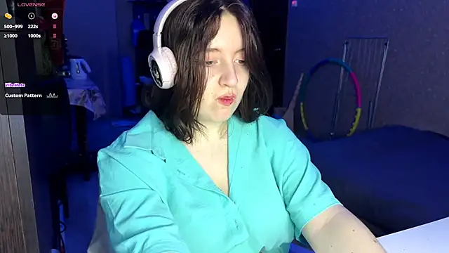 LauretteRagar online show from 11.04.25