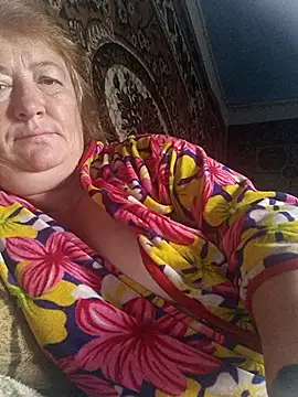 Snapshot of NikaLove49011 chatting on 09.30.25 NikaLove49011 online show from 09.30.25