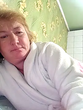 Snapshot of NikaLove49011 chatting on 10.20.25 NikaLove49011 online show from 10.20.25