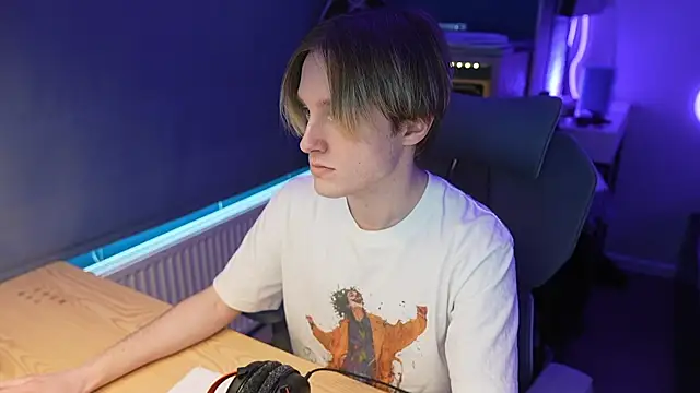 Serxyi online show from 03.31.26