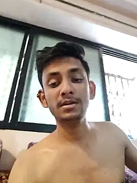 Snapshot of yung_cplz chatting on 12.22.25 yung cplz online show from 12.22.25