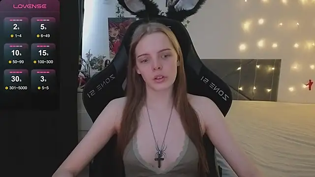 Luna Navy online show from 01.17.26