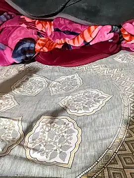 POOJACOUPLE online show from 11.23.25