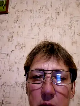 Snapshot of MeryLive59011 chatting on 10.15.25 MeryLive59011 online show from 10.15.25