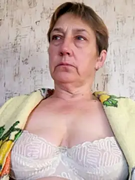 Snapshot of MeryLive59011 chatting on 10.26.25 MeryLive59011 online show from 10.26.25