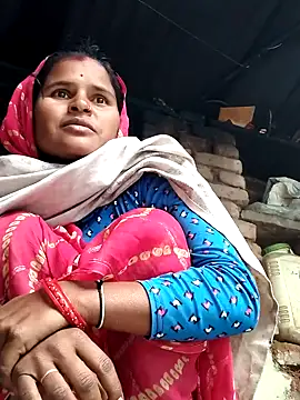 Snapshot of Sanjna_cuty chatting on 12.22.25 Sanjna cuty online show from 12.22.25