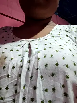 Bhabi-Hot0 online show from 10.04.25