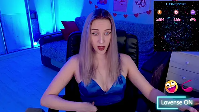 Snapshot of Free_Harmony chatting on 11.08.25 Free Harmony online show from 11.08.25