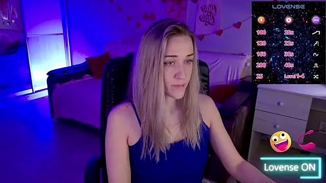 Snapshot of Free_Harmony chatting on 11.15.25 Free Harmony online show from 11.15.25