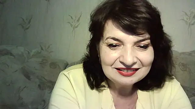 Snapshot of LedyNika chatting on 05.25.26 LedyNika online show from 05.25.26
