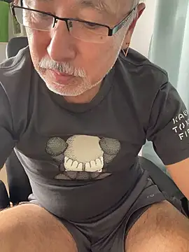 Snapshot of gholly2007 chatting on 09.30.25 gholly2007 online show from 09.30.25