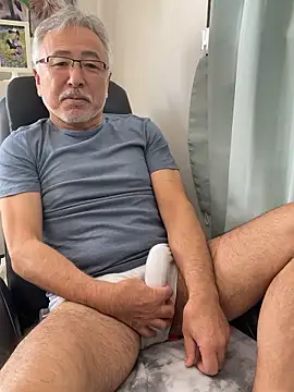 Snapshot of gholly2007 chatting on 10.10.25 gholly2007 online show from 10.10.25