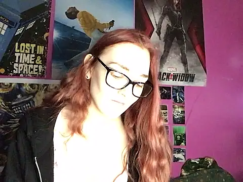 Snapshot of ivysplayhouse chatting on 10.03.25 ivysplayhouse online show from 10.03.25