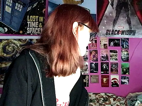 Snapshot of ivysplayhouse chatting on 10.07.25 ivysplayhouse online show from 10.07.25