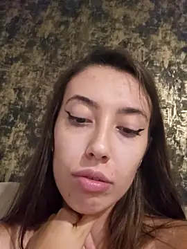 Virgin Pussy Horny online show from 10.09.25