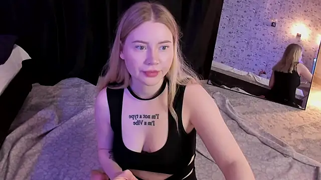 Lillie Berry online show from 11.19.25