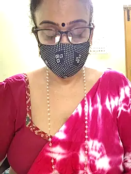 Snapshot of sweet-lotus chatting on 10.14.25 sweet-lotus online show from 10.14.25