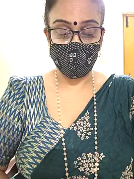 Snapshot of sweet-lotus chatting on 11.09.25 sweet-lotus online show from 11.09.25