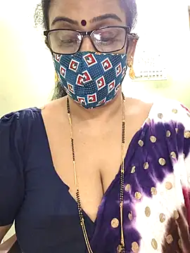 sweet-lotus online show from 11.22.25