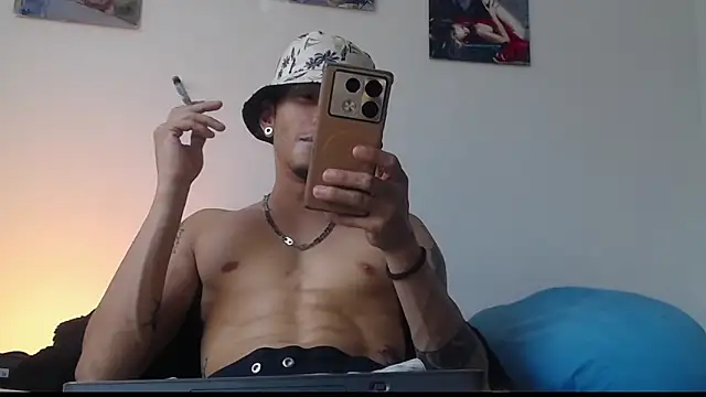 Daniel laverde online show from 10.17.25