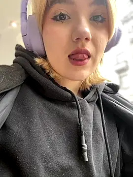 Cherry   Blossom online show from 10.13.25