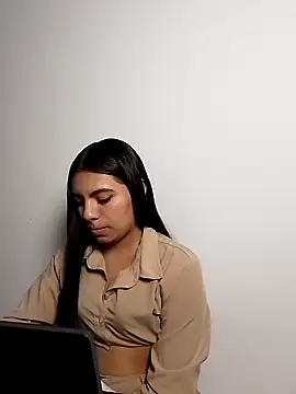 Emiily bliss online show from 09.08.25