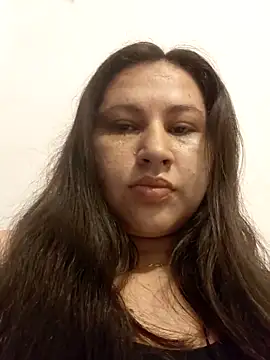 Snapshot of victoriadaniela chatting on 05.28.26 victoriadaniela online show from 05.28.26