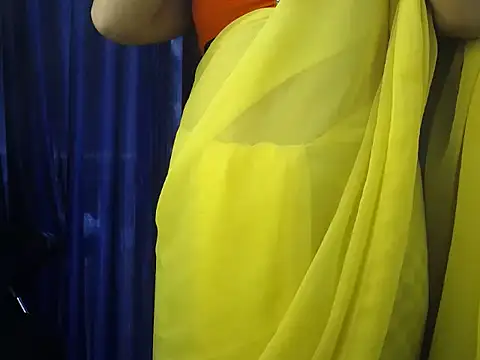 Snapshot of mary_jones6 chatting on 10.21.25 mary jones6 online show from 10.21.25