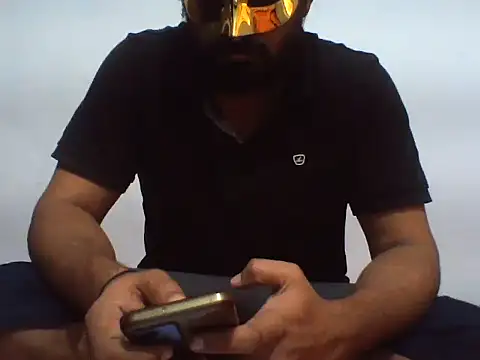 Snapshot of couplehy chatting on 09.28.25 couplehy online show from 09.28.25