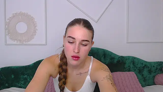 Violeta blush online show from 09.09.25