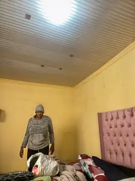 Ozimpho online show from 08.03.26